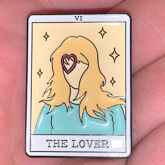 TAYLOR ‘THE LOVER’ TAROT CARD PIN - TAYLOR PIN - Picture 2 of 10